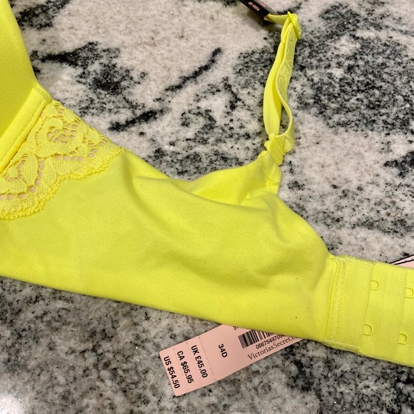 Victoria’s Secret 34D bras all new with tags - Picture 4 of 7